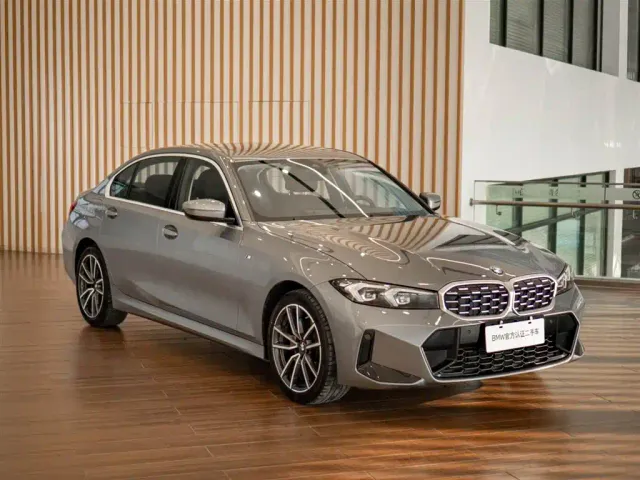 BMW 3 Series — Фото автомобиля 4