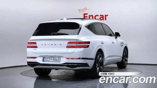 Genesis GV80 2.5T Бензин AWD — Фото автомобиля 2