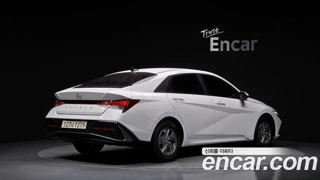 Hyundai AVANTE Новый Avante (CN7) — Фото автомобиля 2