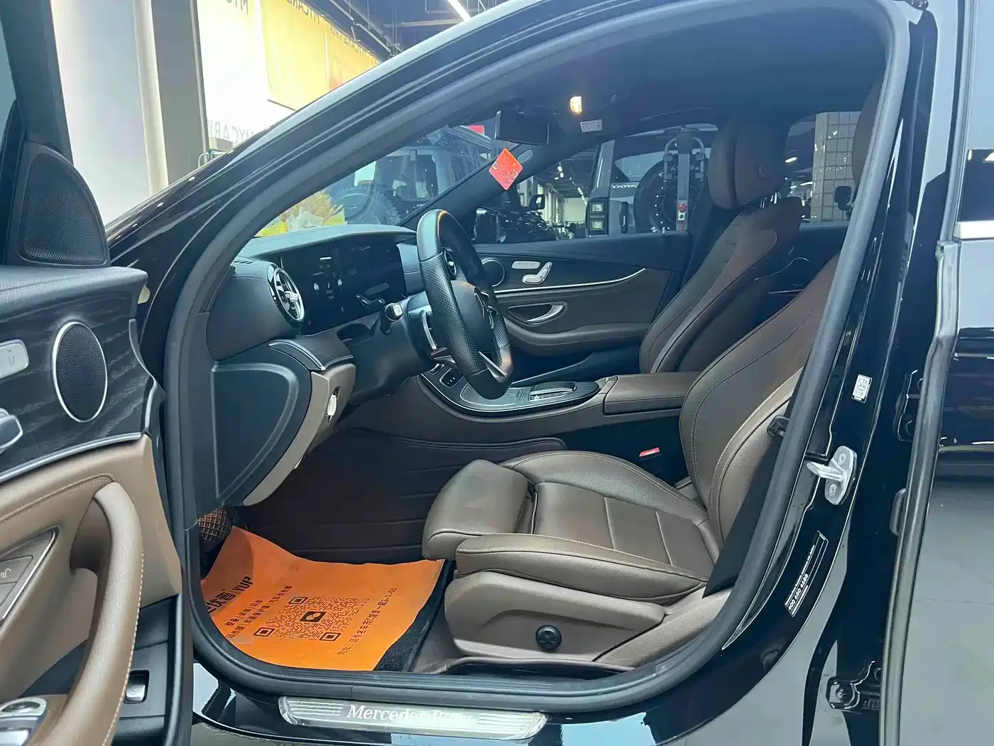 Mercedes-Benz Mercedes-Benz E-Class 2022 Facelift E 300 L Sport Fashion Style — Фото автомобиля 4