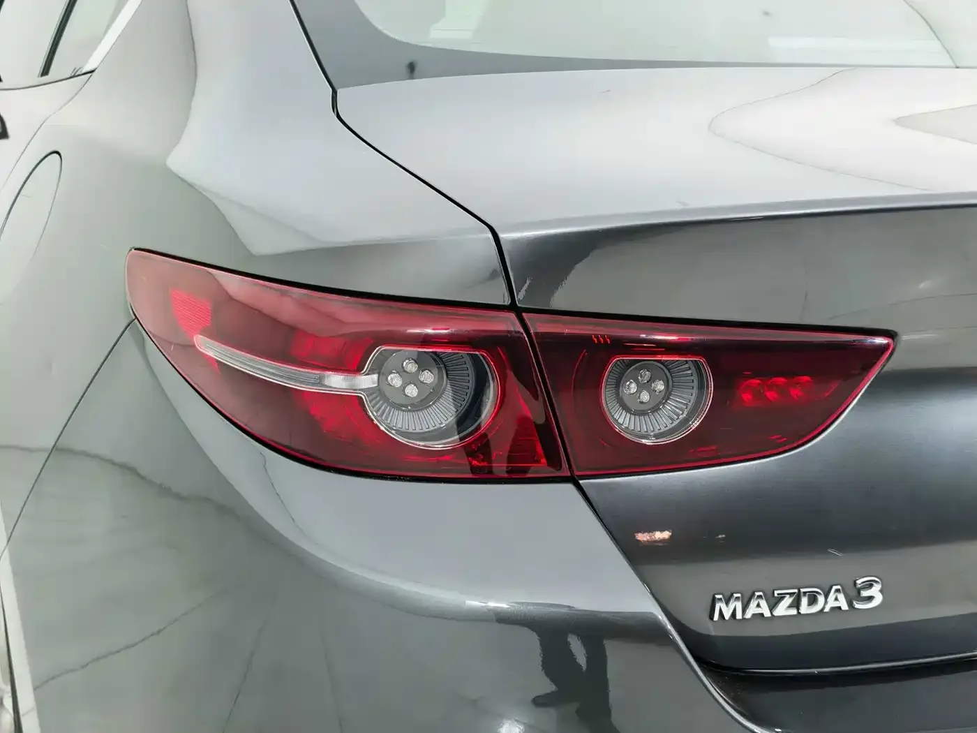 Mazda Mazda3 Axela 2021 2.0L Automatic Quality Elegance — Фото автомобиля 18