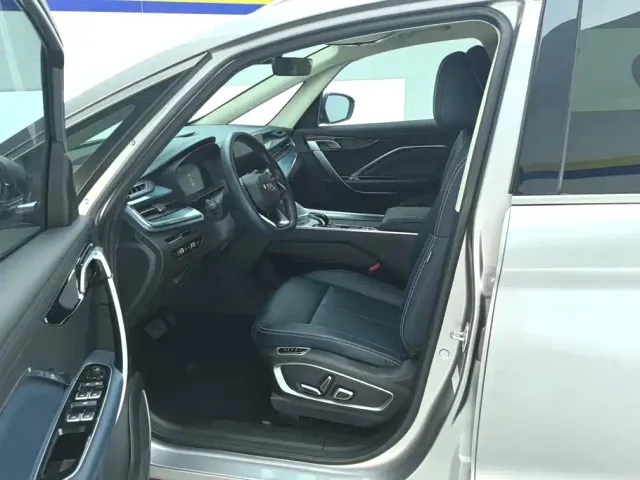 Geely Jiaji — Фото автомобиля 9