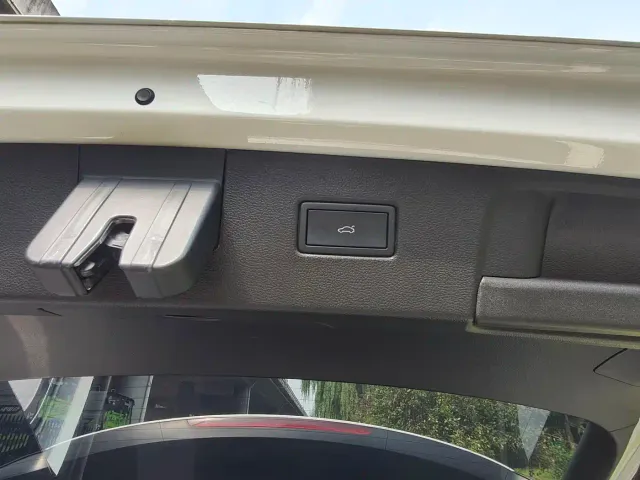 Volkswagen Tayron GTE Plug-in Hybrid — Фото автомобиля 12