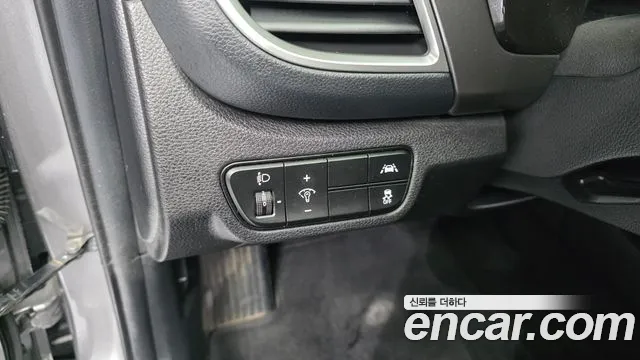 Kia Seltos — Фото автомобиля 29