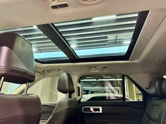 Ford Explorer — Фото автомобиля 26