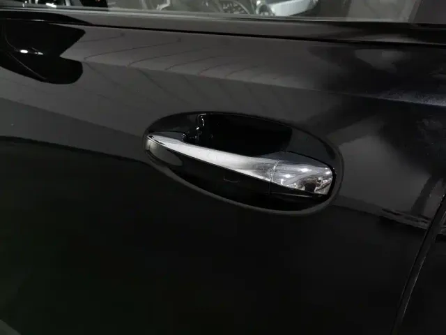 Mercedes-Benz GLB-Class — Фото автомобиля 18