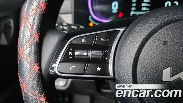 Kia Seltos Новый Seltos Бензин 2.0 2WD — Фото автомобиля 13
