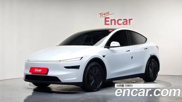 Фотография автомобиля — Tesla Model Y