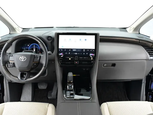Toyota Alphard — Фото автомобиля 8