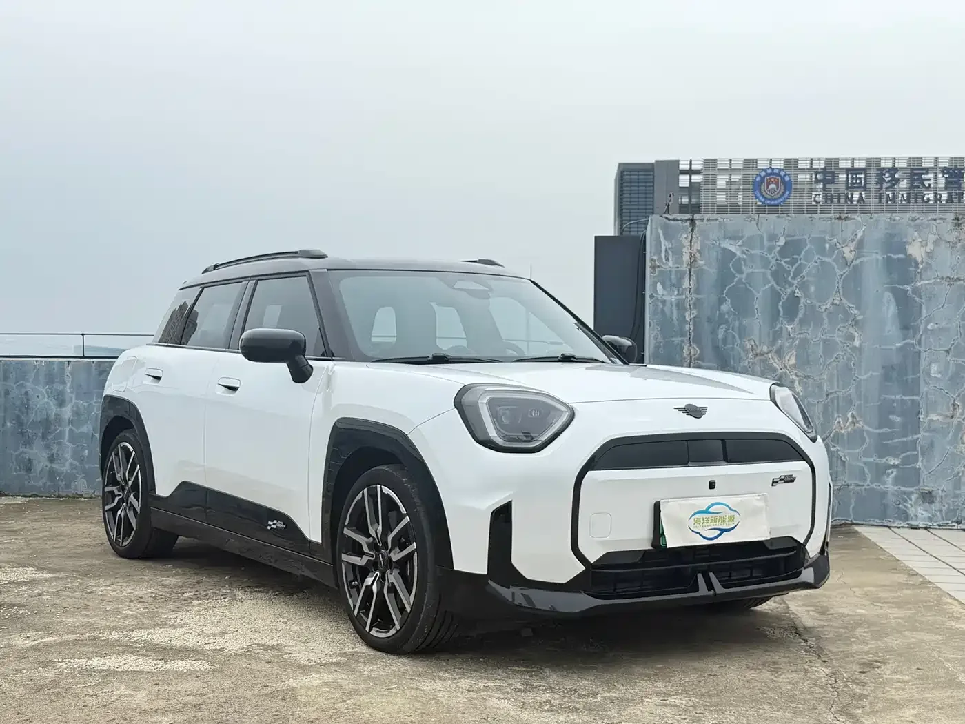 MINI Electric MINI ACEMAN 2024 SE Racer Edition — Фото автомобиля 3