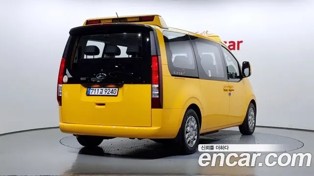 Hyundai Staria Staria L3.5 Школьный автобус — Фото автомобиля 2