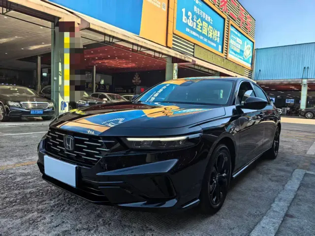 Фотография автомобиля — Honda Accord