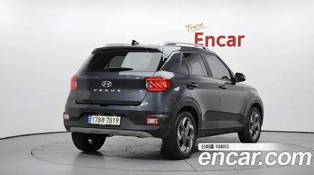 Hyundai Venue Venue 1.6 Modern Plus — Фото автомобиля 2