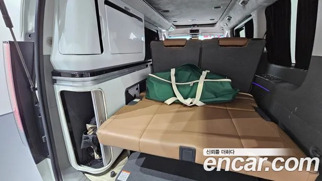 Hyundai Staria Staria 2WD автодом — Фото автомобиля 16