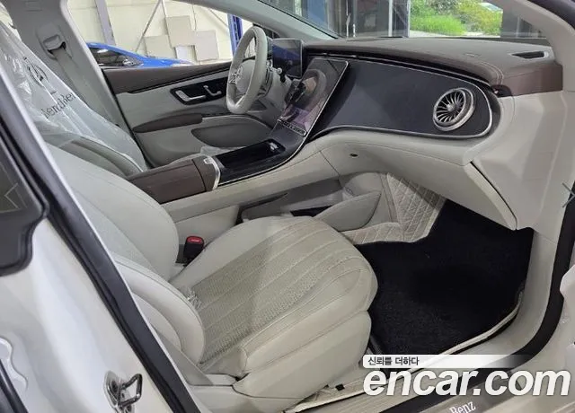 Mercedes-Benz EQS — Фото автомобиля 6