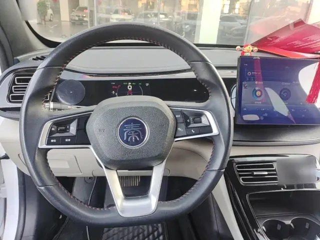 BYD Qin PLUS — Фото автомобиля 10