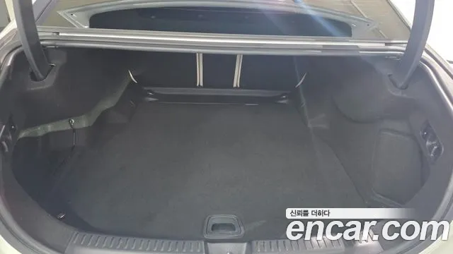 Mercedes-Benz E-Class W214 — Фото автомобиля 10