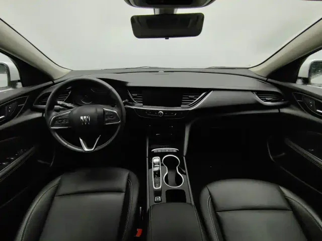 Buick Regal — Фото автомобиля 5