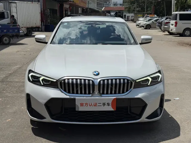 BMW 3 Series — Фото автомобиля 2