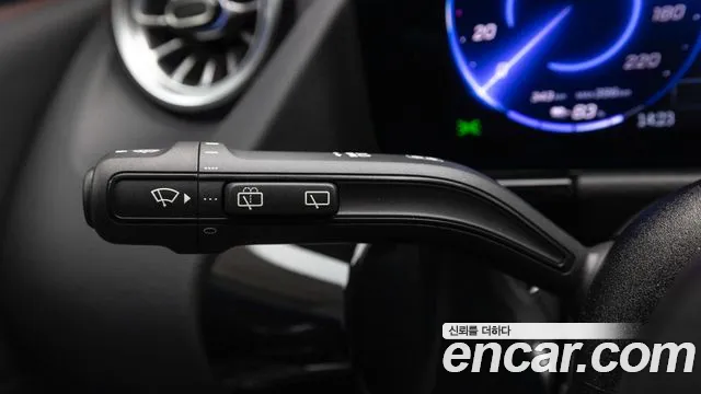 Mercedes-Benz EQA — Фото автомобиля 18