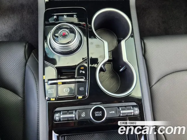 Kia K5 Новый K5 3 поколение 2.0 LPi(Для проката) — Фото автомобиля 13