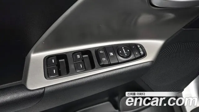 Kia Niro Niro Plus Air — Фото автомобиля 29