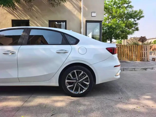 Kia K3 — Фото автомобиля 7