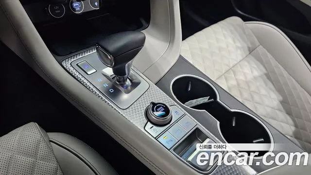 Genesis G70 — Фото автомобиля 9