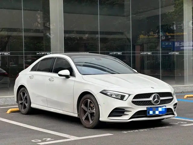 Mercedes-Benz A-Class — Фото автомобиля 3
