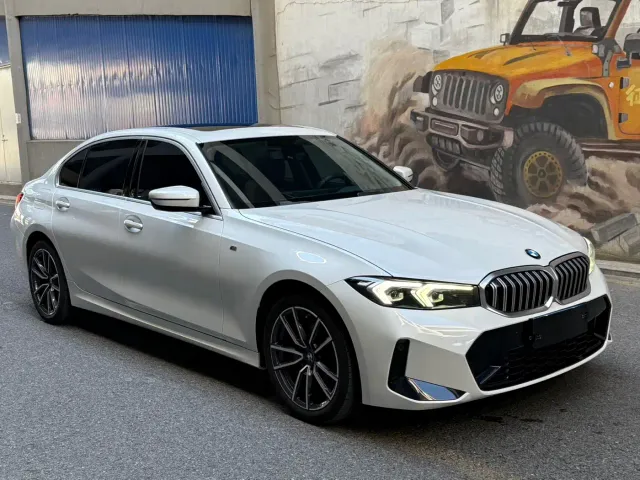 BMW 3 Series — Фото автомобиля 3