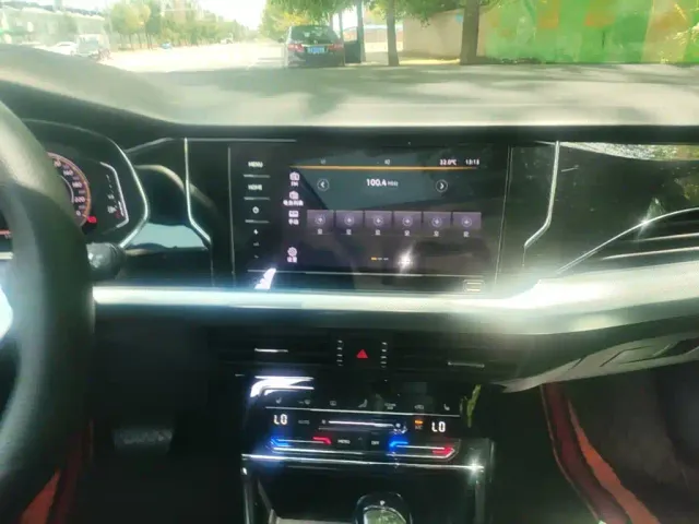 Volkswagen Passat — Фото автомобиля 12