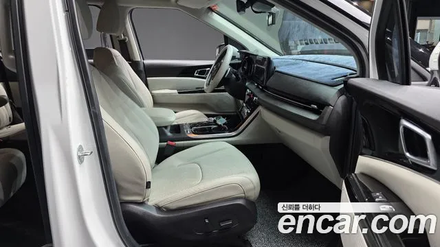 Kia Carnival 4th Gen — Фото автомобиля 16