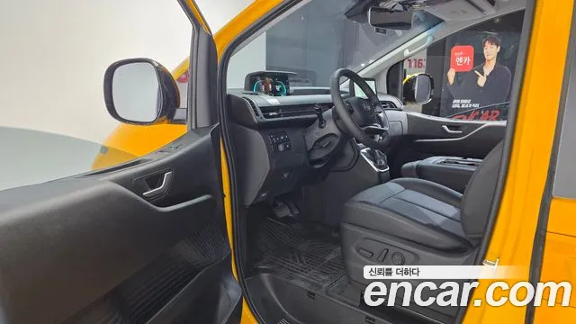 Hyundai Staria Staria — Фото автомобиля 10