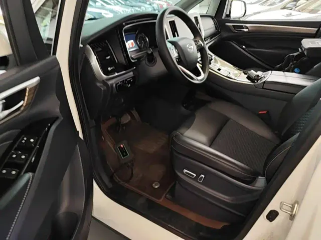 GAC Trumpchi M8 — Фото автомобиля 22
