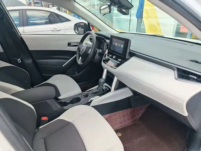 Toyota Frontlander — Фото автомобиля 18