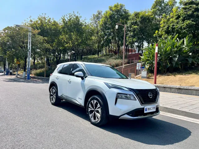 Nissan X-Trail — Фото автомобиля 24