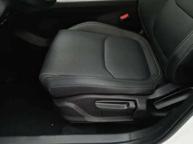 Geely Emgrand L — Фото автомобиля 20