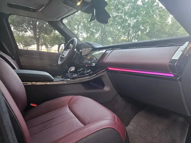 Land Rover Range Rover Sport — Фото автомобиля 9