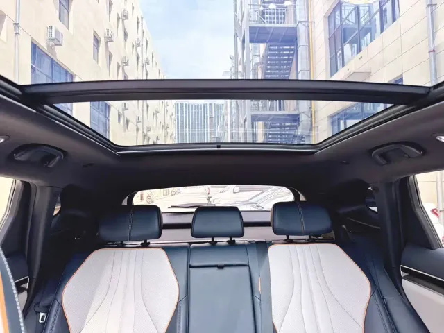 BYD Song PLUS — Фото автомобиля 14