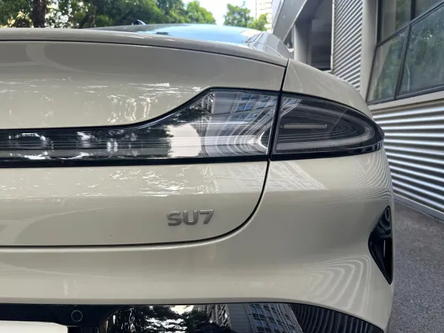Xiaomi SU7 — Фото автомобиля 5