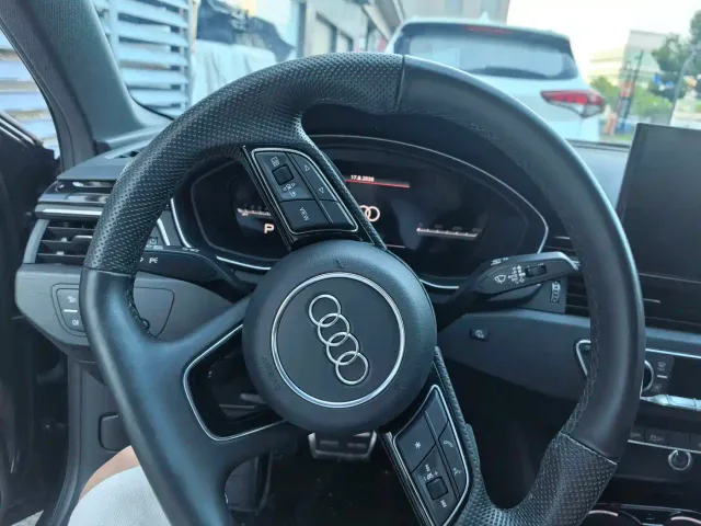Audi A4L — Фото автомобиля 4
