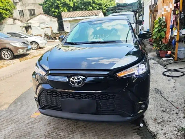 Toyota Frontlander — Фото автомобиля 2