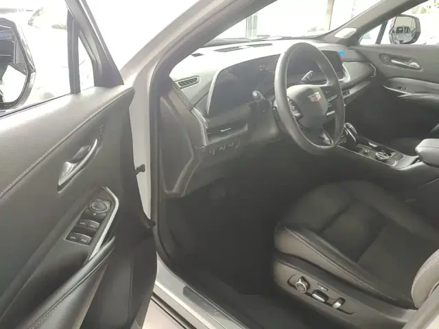 Cadillac XT4 — Фото автомобиля 15
