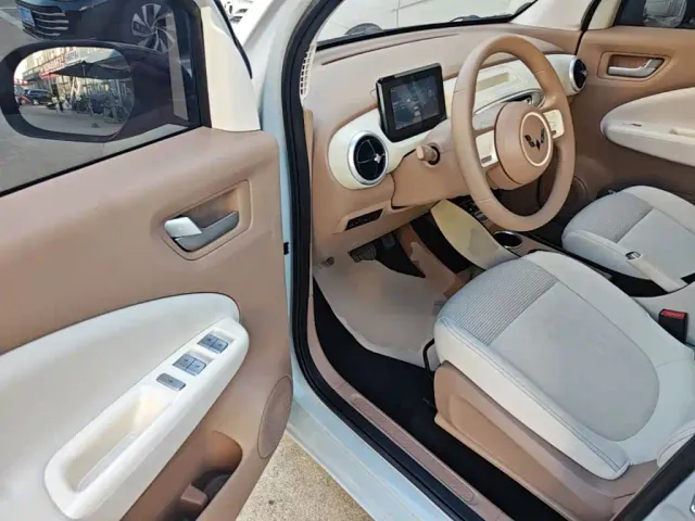 Wuling Hongguang Mini EV — Фото автомобиля 15