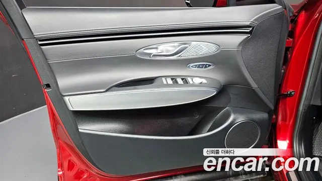 Genesis GV70 2.5T Бензин AWD — Фото автомобиля 22