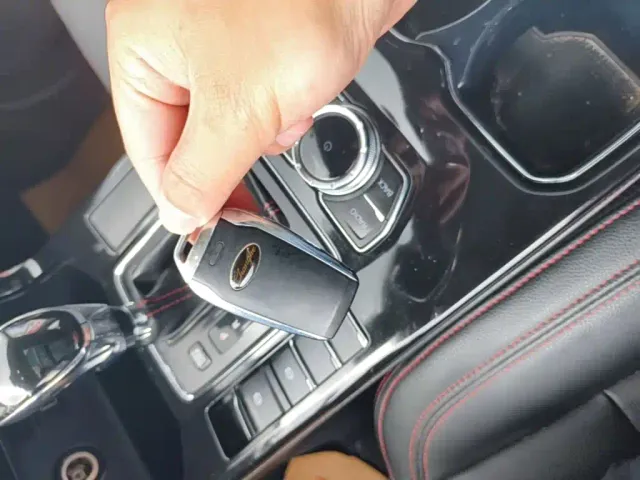 Geely Boyue — Фото автомобиля 8