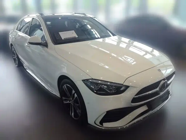 Mercedes-Benz C-Class — Фото автомобиля 5