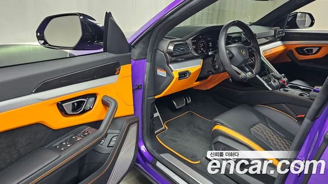 Lamborghini Urus — Фото автомобиля 6
