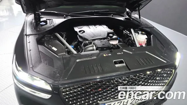 Genesis GV70 2.5T Бензин 2WD — Фото автомобиля 6
