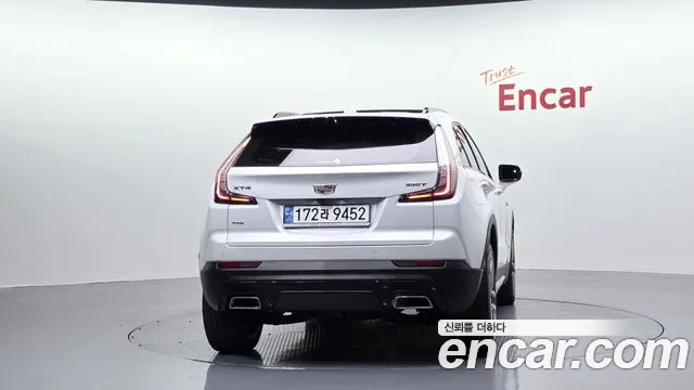 Cadillac XT4 2.0 Sport AWD — Фото автомобиля 4